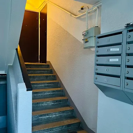 Center & Airport Apartment
